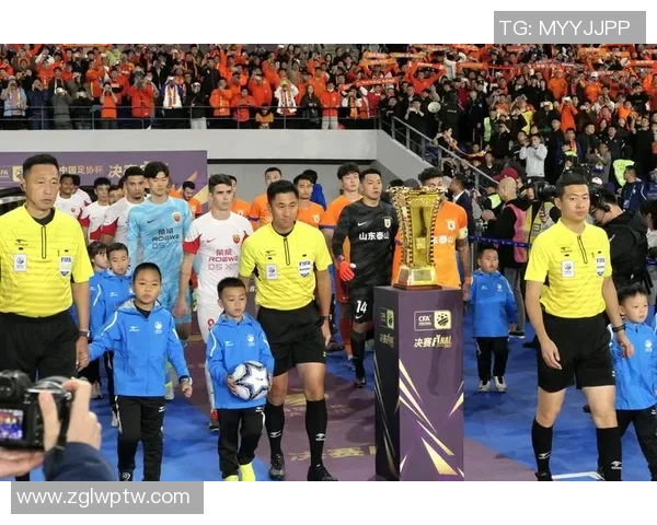 博卡青年与传统劲旅激战，激情四溢的足球对决再度上演