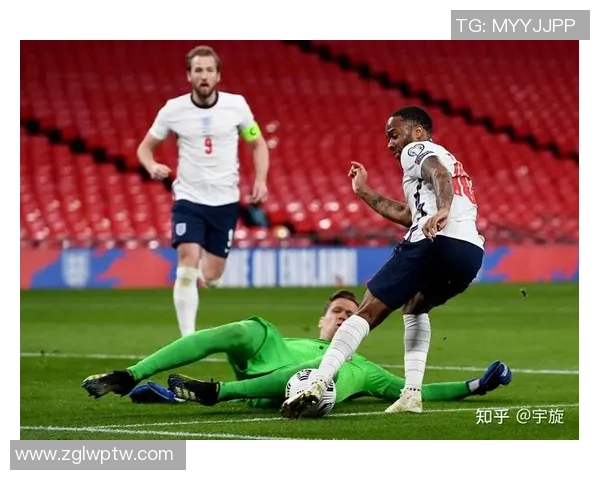 足球世界的风云变幻与顶级联赛竞争力分析：从欧冠到国内联赛的深度对比