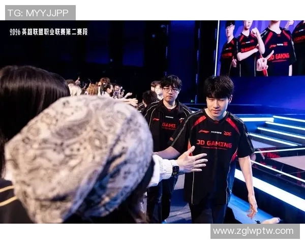 JDG与AL激战正酣谁能在这场对决中脱颖而出成为胜者 JDG与AL激战正酣谁能在这场对决中脱颖而出成为胜者